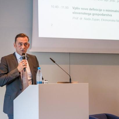 Predsednik Združenja delodajalcev Slovenije, g. Marjan Trobiš je otvoril konferenco.
