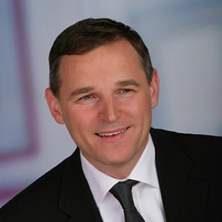 dr. Andrej